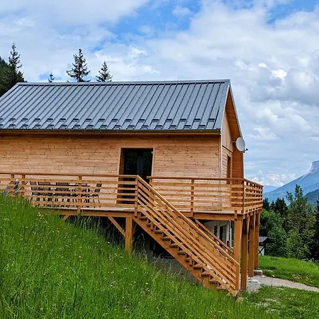 Le Lys Martagon Apartman *